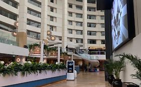 Luxury Casino Apartment In Broadbeach Island